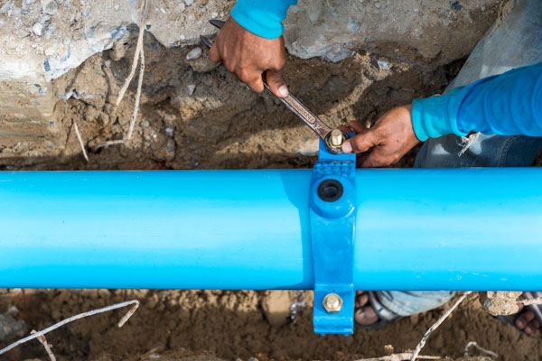 What Determines the Cost to Install a Water Main Line in Mission, KS?