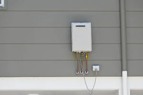 [account_name] Tankless Water Heater Maintenance in [primary_location]